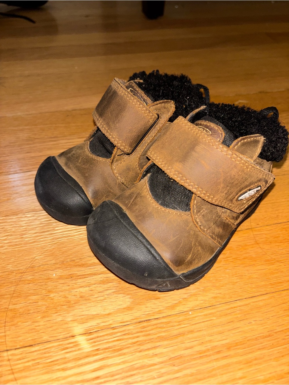 Toddler Brown Leather Winter Boots with Hook-and-Loop Strap